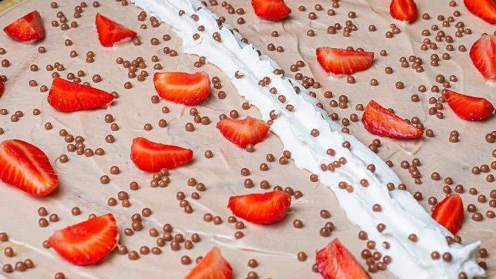 Палачинка Буено с пресни ягоди